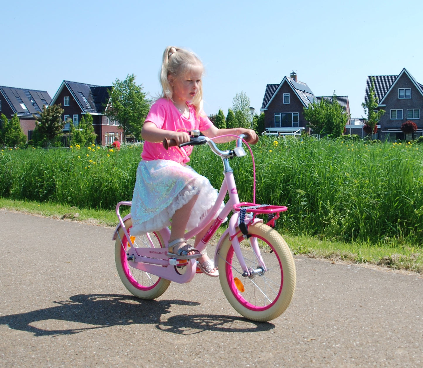 Volare Excellent Kinderfiets - Meisjes - 16 inch - Roze - 95% afgemonteerd